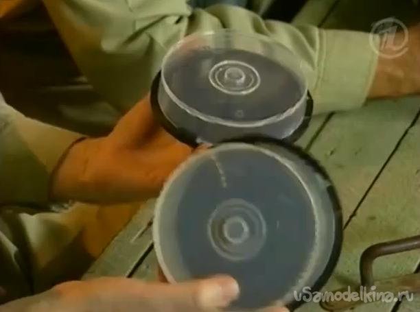 Самодельный контейнер для продуктов из контейнеров для дисков