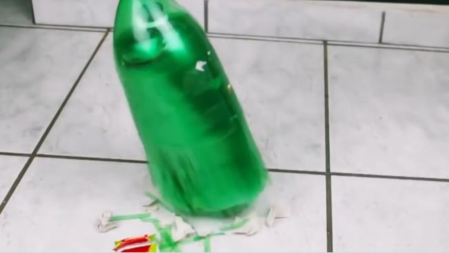 Метла из пластиковых бутылок