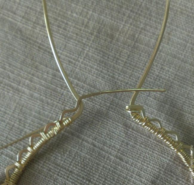 Кулон «Овен» в технике wire wrap