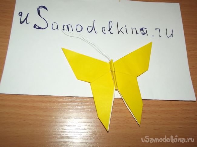 Оригами-бабочки на новогоднюю елку