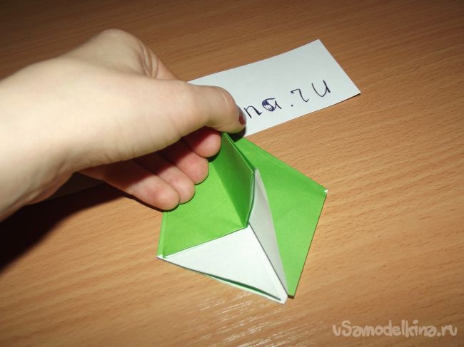 Елочка в технике оригами