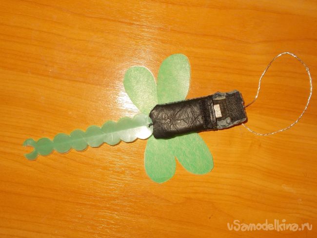 Забавные чехлы для USB флеш-накопителей (флешек) своими руками в виде стрекозы и бабочки
